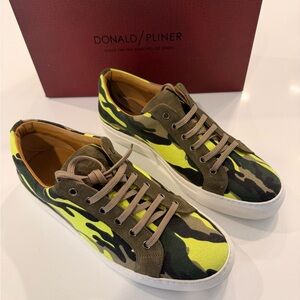 Donald J. Pliner Men's Camouflage Sneakers - Green and Yellow Accents size 9